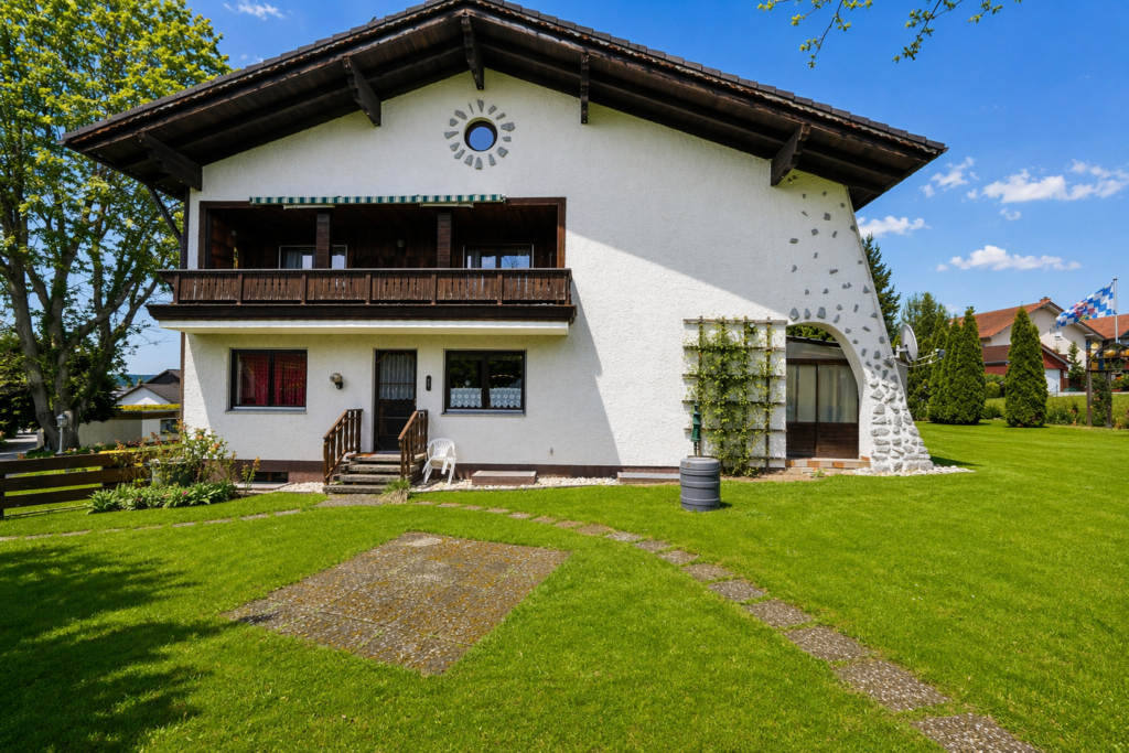 D005225C-C86B-434C-9669-3947D64EE105